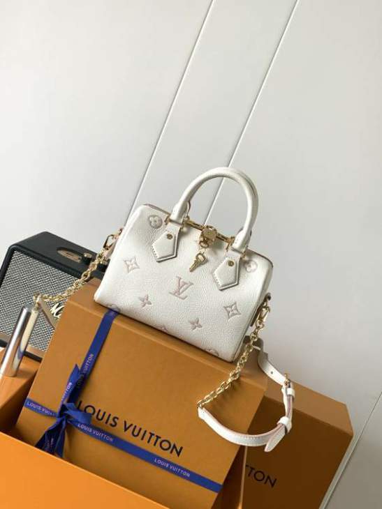 Picture of Louis Vuitton Handbags _SKUfw197005827fw